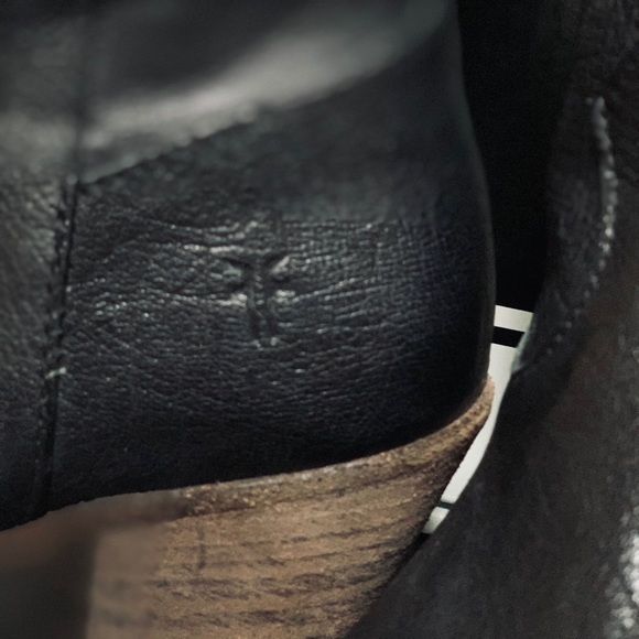 Frye Carson boots black 7.5 M - Picture 5 of 7